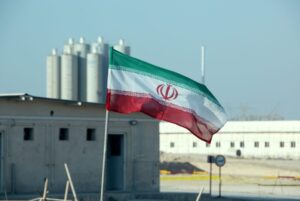 ايران: يطرحون موضوع القنبلة الذرية لمنعنا من امتلاك الطاقة النووية