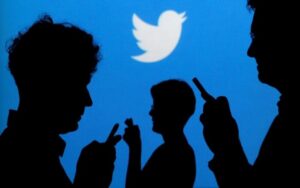 مشاكل تقنية تمنع عددا من مستخدمي تويتر من الوصول إلى حساباتهم