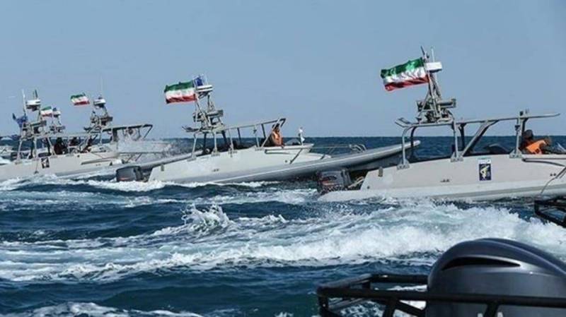 الحرس الثوري الإيراني: تلقينا أوامر بالتواجد في البحار البعيدة