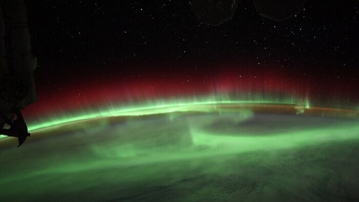 رائد فضاء يلتقط صوراً مذهلة للشفق القطبي