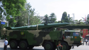 الصين تطلق صواريخ باليستية في المياه قبالة تايوان