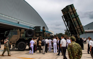 اليابان تدرس نشر 1000 صاروخ كروز لمواجهة الصين