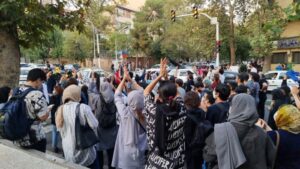 ايران تعاقب شخصا بالإعدام بسبب الاحتجاجات