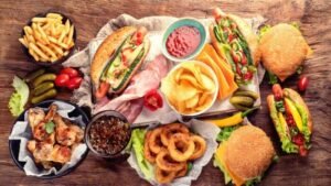 بريطانيون يلجؤون للوجبات السريعة لإرتفاع اسعار غاز الطبخ