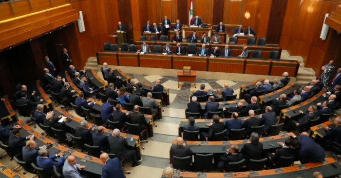 البرلمان اللبناني يخفق في اختيار رئيس جديد للبلاد