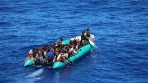 انتشال جثث 53 شخصا من قتلى رحلة المهاجرين  على سواحل سوريا