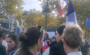 تظاهرات تطالب بإخراج فرنسا من الناتو والاتحاد الأوروبي في باريس