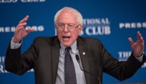 سيناتور أمريكي: على السعودية جعل بوتين يحمي نظامها بدلا من أمريكا