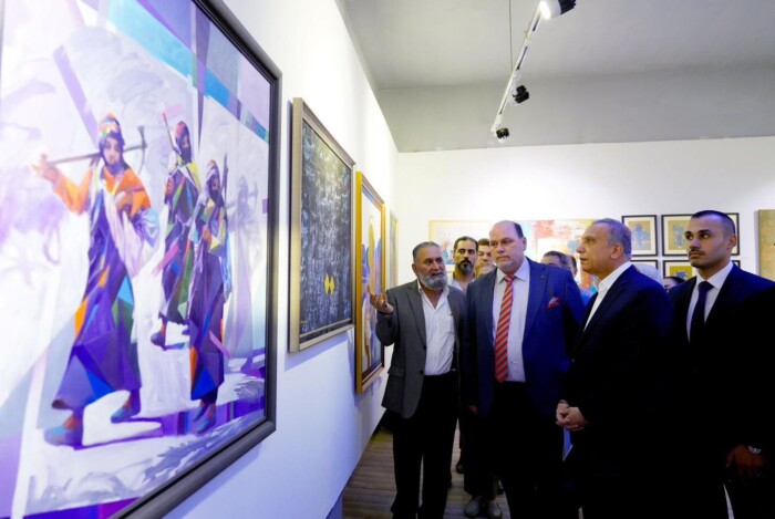 الكاظمي يفتتح المعرض التشكيلي الشامل في بغداد