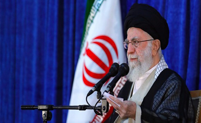 قائد الثورة الإسلامية: أحداث الشغب ستطوى وسيواصل الشعب عمله