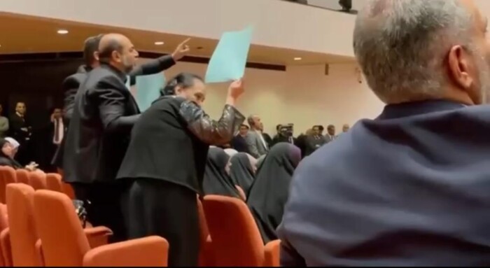 نواب امتداد يعترضون على مجريات الجلسة داخل مجلس النواب