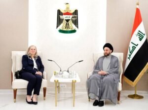 الحكيم للسفيرة الامريكية: العراق ماض بتشكيل حكومة خدمة وطنية