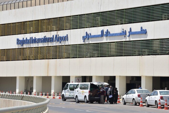 لماذا دفعت وزارة النقل تسعة مليون دولار لشركة بريطانية تقدم الخدمات بمطار بغداد؟