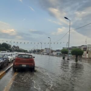 شوارع في بغداد تغرق بعد أول موجة أمطار غزيرة