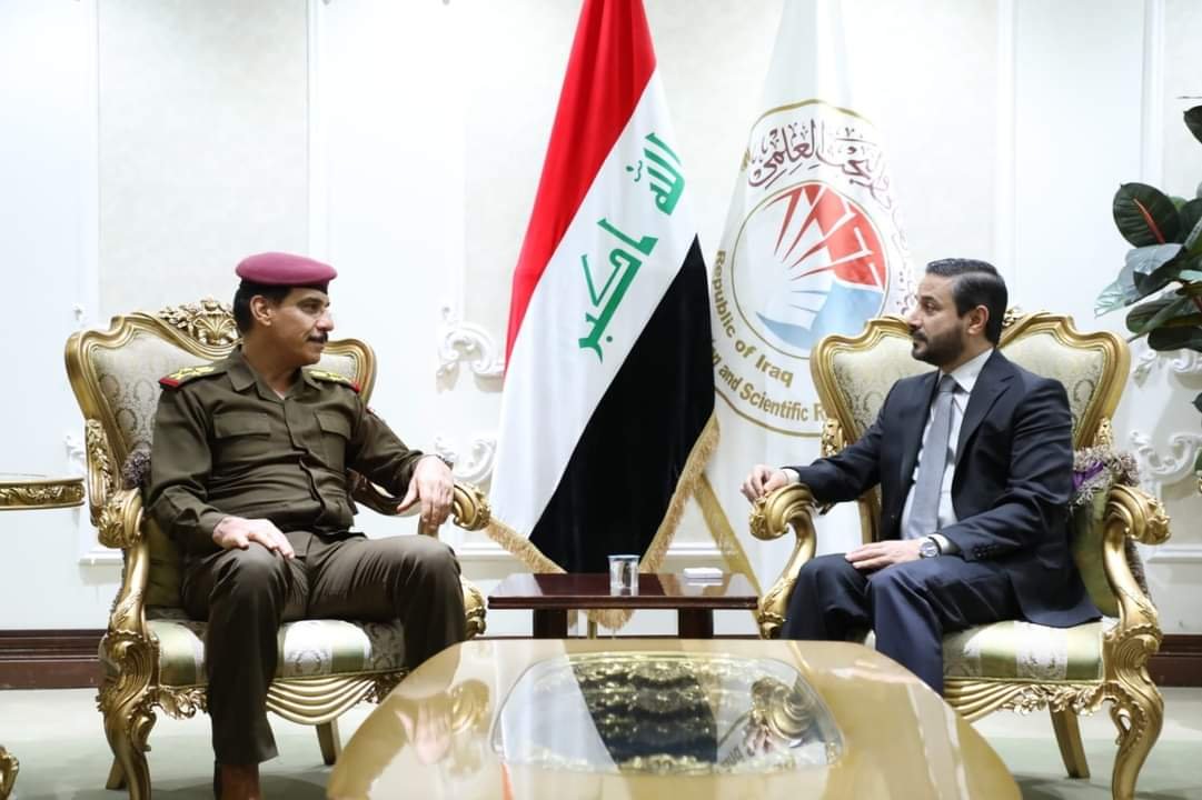 الوزير العبودي يؤكد على توفير الدعم الاستشاري للقطاعات العسكرية والأمنية