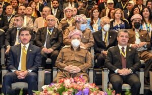 معركة “كسر عظم” بين مسرور و نيجرفان.. من سيخلف بارزاني الأب؟