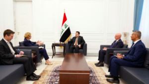 السوداني يبحث توطيد الشراكة مع سفيري ايطاليا واستراليا