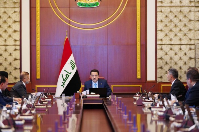 الحكومة العراقية تدرس رفع المستوى المعيشي للمتقاعدين