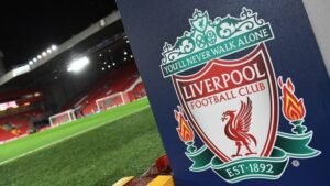 مالكو ليفربول يقررون بيع النادي