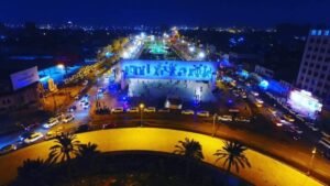 ساحة التحرير تنزع ثوب الاحتجاج و تتحول الى متنزه للترفيه