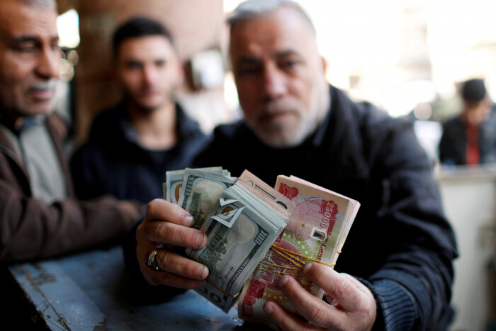 The Iraqi dinar is gradually regaining its balance against the dollar