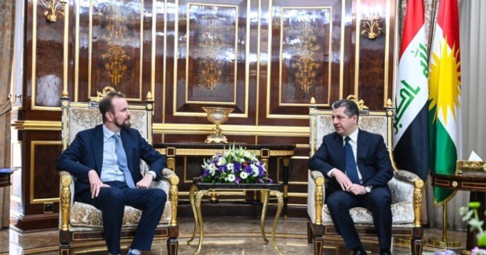 بارزاني: ضمان مستحقات كردستان بداية لحل مشاكل أربيل مع بغداد