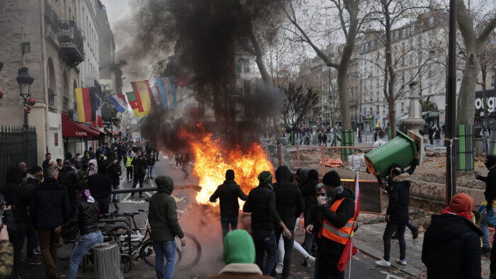 تركيا تتهم فرنسا بدعم حزب العمال الكردستاني: انهم يحرقون شوارع باريس
