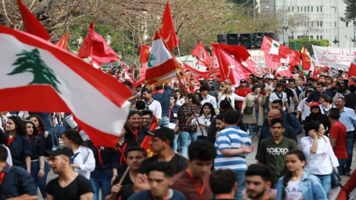 اضراب عام يشل لبنان
