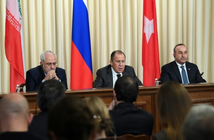 وزراء خارجية روسيا وتركيا وسوريا وإيران يرتبون لعقد اجتماع