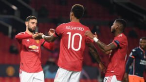 مانشستر يونايتد يهزم نيوكاسل ويتوج بطلا لكأس رابطة المحترفين الإنجليزية