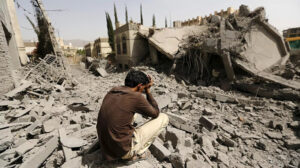 أمريكا وبريطانيا تعلنان شن ضربات ضد 13 هدفا لـ”أنصار الله” في اليمن