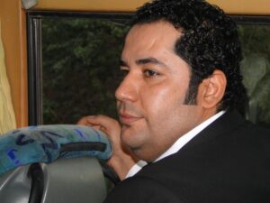 وفاة الإعلامي العراقي عباس حمزة بعد معاناة مع المرض