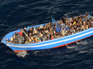تونس تنتشل 41 جثة قبالة سواحلها مع تزايد تدفق زوارق الهجرة باتجاه ايطاليا