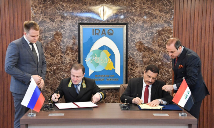 العراق يوقع اتفاقية مع روسيا للإعفاء من الفيزا