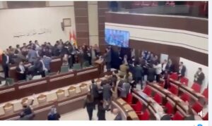 الحزبان الكرديان.. مصارعة في البرلمان وصداقة في الجمارك والايرادات والمناصب