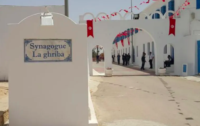 أربعة قتلى في هجوم قرب معبد يهودي على جزيرة جربة التونسية