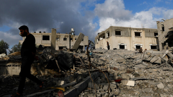 حصيلة القصف المتبادل بين إسرائيل والفلسطينيين ترتفع إلى 34 قتيلاً