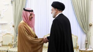 وزير الخارجية السعودي في لقاء رئيسي: نطمح إلى مستوى استراتيجي من العلاقات