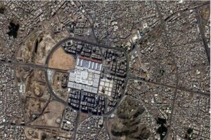 قمر صناعي إيراني يرسل صورا عن المسجد النبوي الشريف