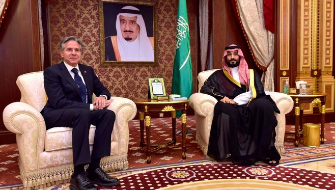مسؤول أمريكي: ولي عهد السعودية وبلينكن أجريا محادثات صريحة في جدة