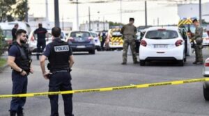 الشرطة الفرنسية تعتقل مشتبها به في محاولة لاغتيال ماكرون