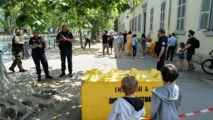 لاجئ سوري يطعن 4 اطفال في فرنسا