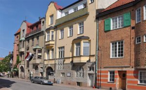 السوداني يوجه بسحب القائم بالأعمال العراقي في ستوكهولم ومغادرة السفيرة السويدية العراق