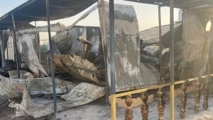 هجوم صاروخي يستهدف منظمة دنماركية في البصرة.. احراقها بالكامل