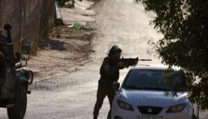 القوات الإسرائيلية تقتل فتى فلسطينيا في اشتباك بالضفة الغربية