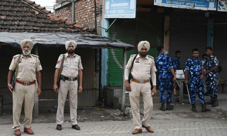 خمسة قتلى بينهم إمام مسجد في اشتباكات بين هندوس ومسلمين بالهند