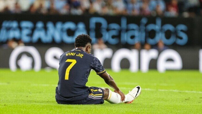 شرط ريال مدريد لتجديد عقد فينيسيوس