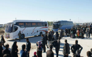 العراق يسمح بدخول الحافلات الإيرانية الى كربلاء لنقل الزائرين
