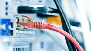 الاتصالات تخفض أسعار سعات الانترنت: سينعكس على باقات مفتوحة وسريعة