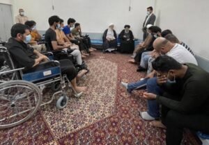 المرجع السيد علي السيستاني يلتقي المقاتلين المعاقين الذين تصدوا للارهاب